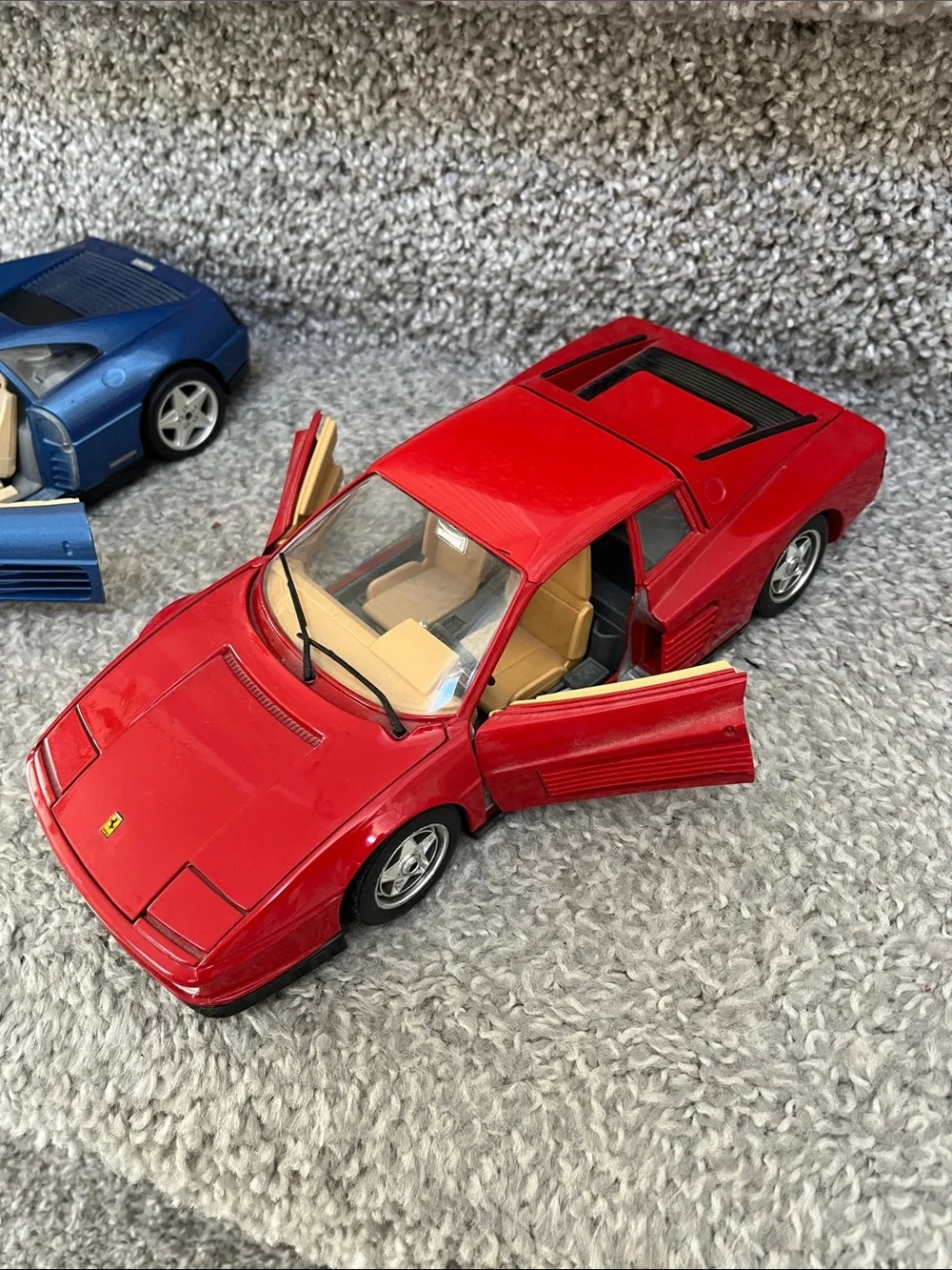 Lot of Ferrari Die-Cast Sports Car Toy Set - Red, Yellow, Blue, Silver Gray 1/18